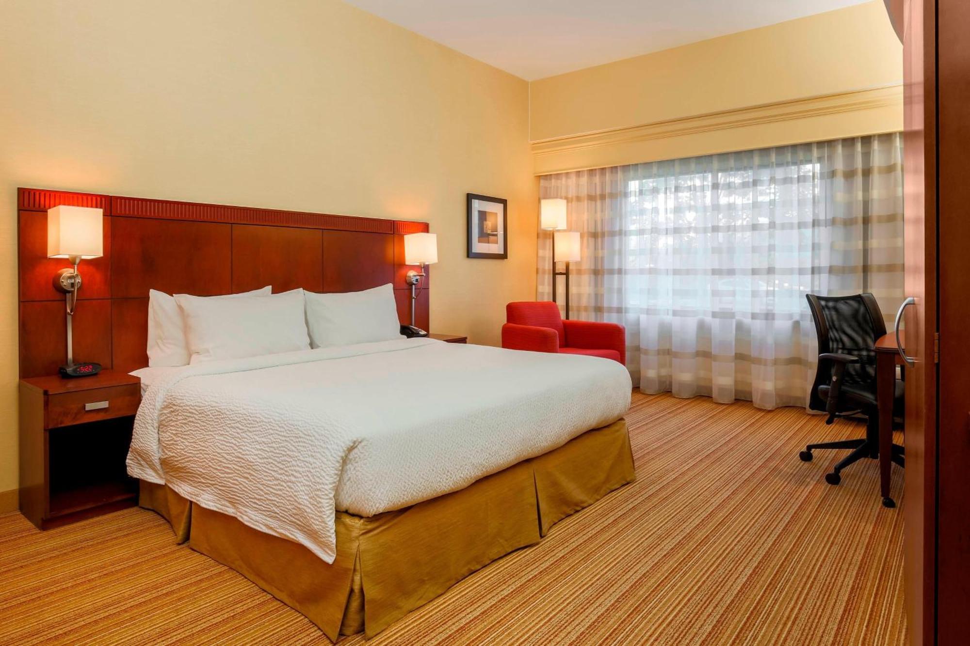 Courtyard By Marriott Potomac Mills Woodbridge Hotel Kültér fotó