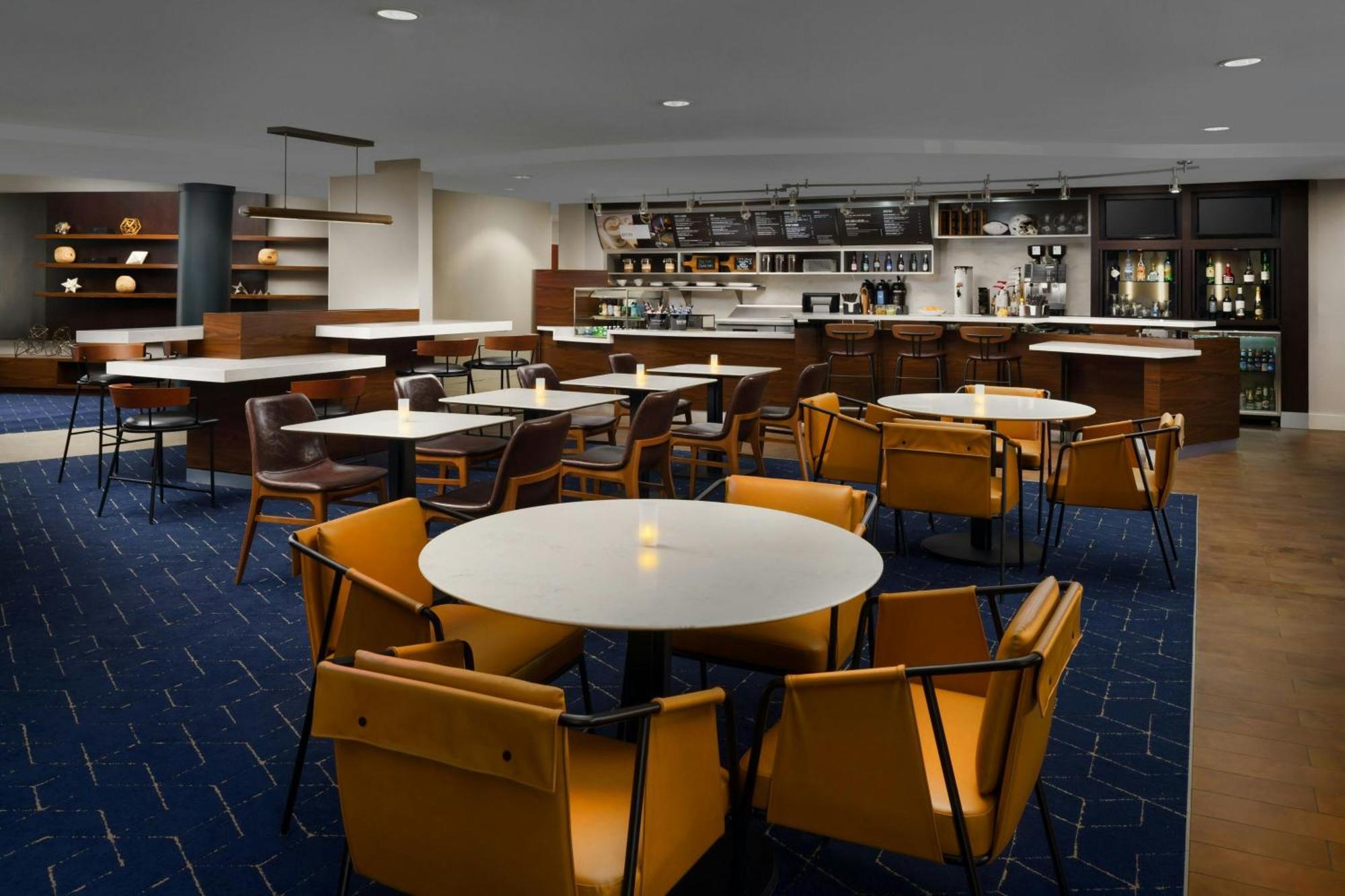 Courtyard By Marriott Potomac Mills Woodbridge Hotel Kültér fotó