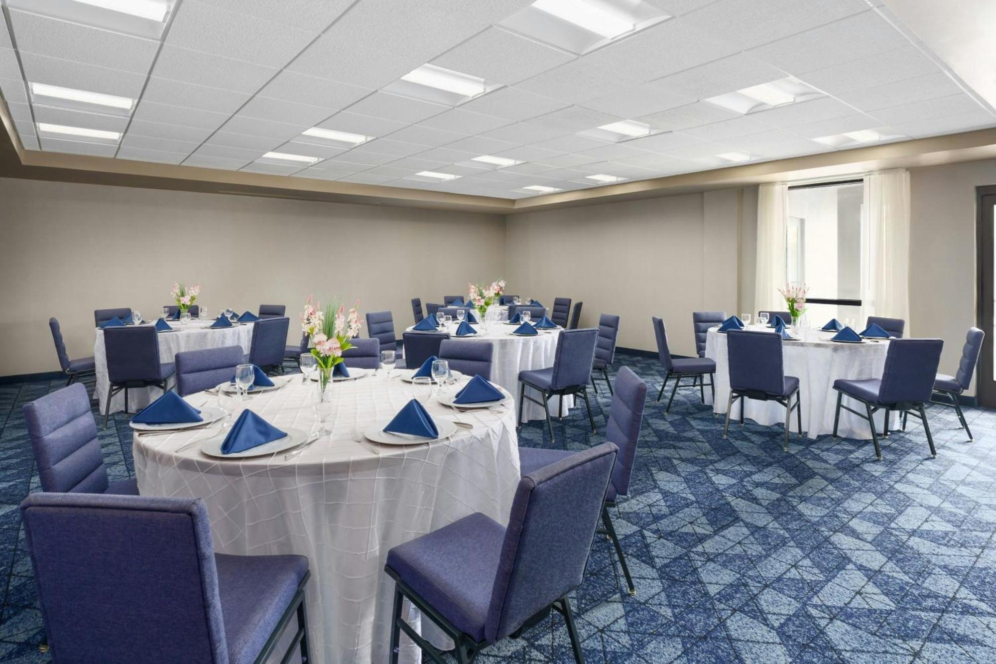 Courtyard By Marriott Potomac Mills Woodbridge Hotel Kültér fotó